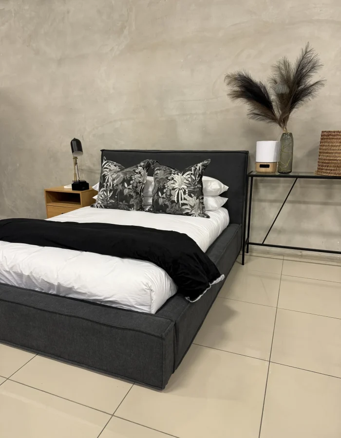 The Aura Platform Bed Set
